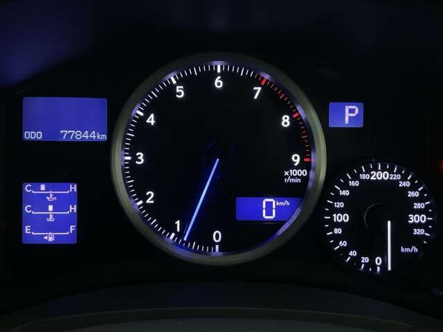 TOYOTA LEXUS IS F 2011 Image 31