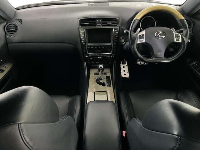 TOYOTA LEXUS IS F 2011 Image 31