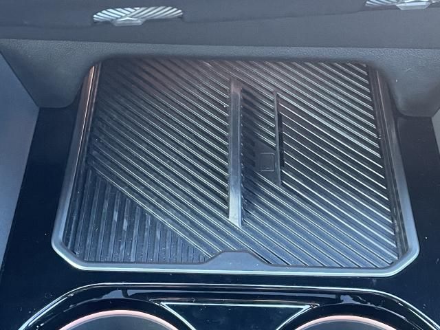 BMW 5SERIES SEDAN 2024 Image 31