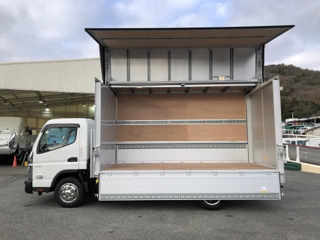 MITSUBISHI CANTER 2024 Image 31