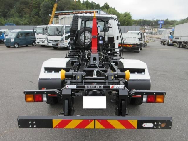 MITSUBISHI FUSOU FIGHTER 2025 Image 31