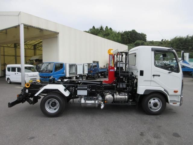 MITSUBISHI FUSOU FIGHTER 2025 Image 31