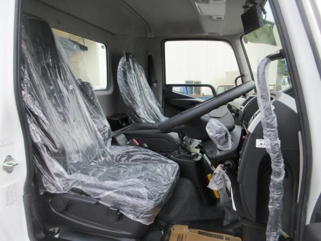 MITSUBISHI FUSOU FIGHTER 2025 Image 31