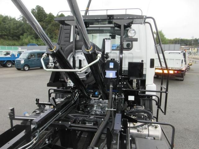 MITSUBISHI FUSOU FIGHTER 2025 Image 31