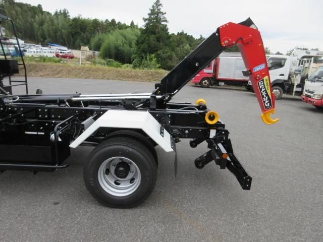 MITSUBISHI FUSOU FIGHTER 2025 Image 31