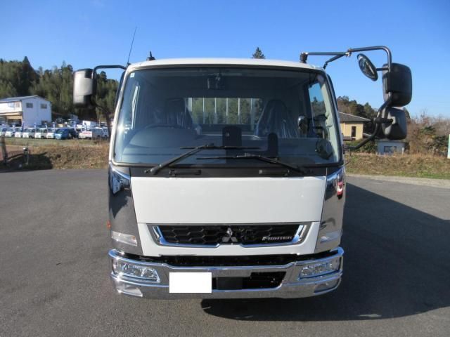 MITSUBISHI FUSOU FIGHTER 2025 Image 31