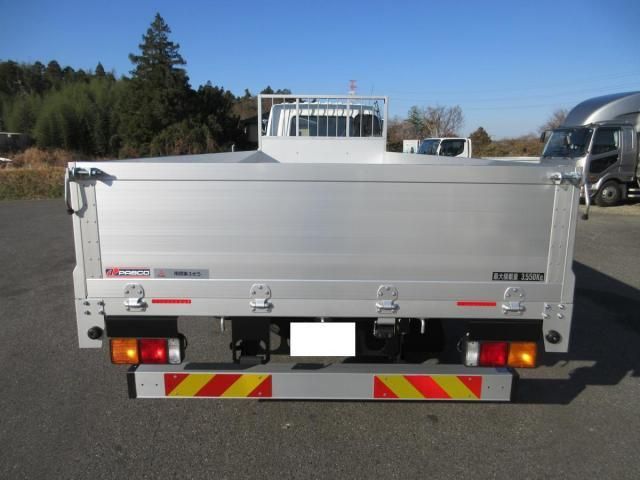 MITSUBISHI FUSOU FIGHTER 2025 Image 31