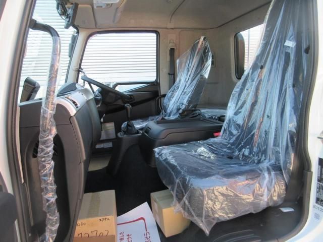 MITSUBISHI FUSOU FIGHTER 2025 Image 31