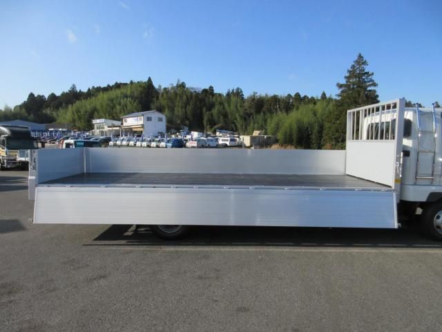 MITSUBISHI FUSOU FIGHTER 2025 Image 31