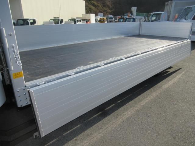 MITSUBISHI FUSOU FIGHTER 2025 Image 31