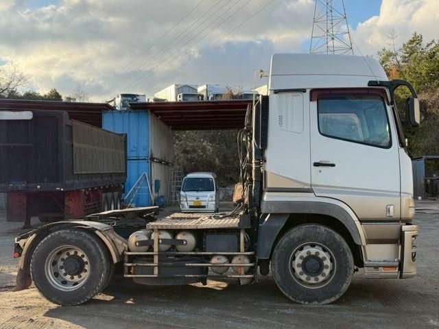 MITSUBISHI FUSOU SUPER GREAT 2018 Image 31