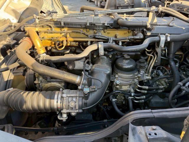 MITSUBISHI FUSOU SUPER GREAT 2018 Image 31