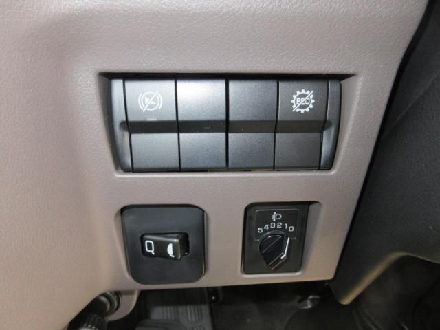 MITSUBISHI CANTER 2025 Image 31