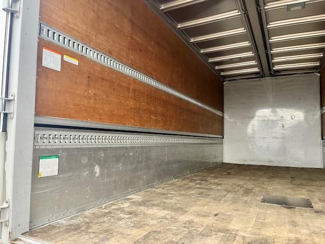 ISUZU FORWARD 2016 Image 31