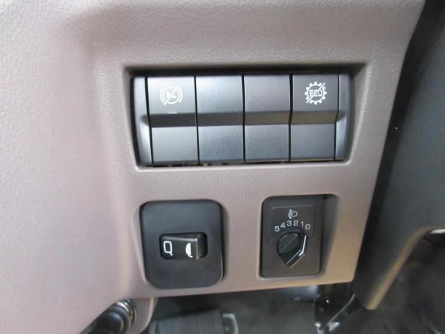 MITSUBISHI CANTER 2025 Image 31