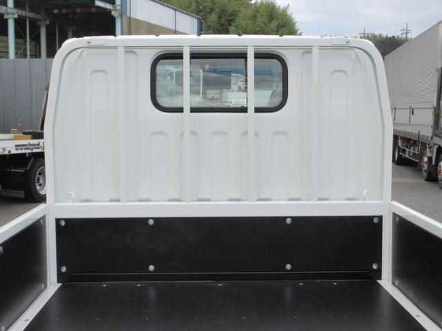 MITSUBISHI CANTER 2025 Image 31