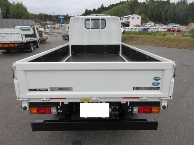 MITSUBISHI CANTER 2025 Image 31