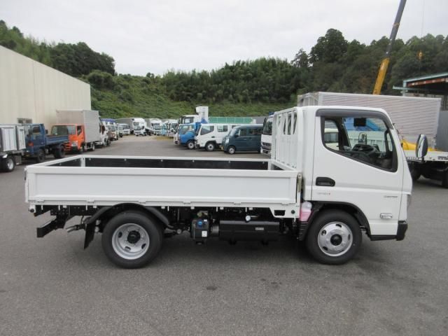MITSUBISHI CANTER 2025 Image 31