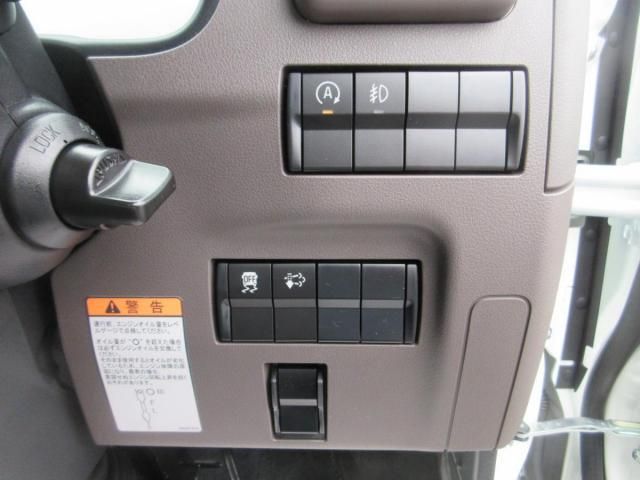 MITSUBISHI CANTER 2025 Image 31