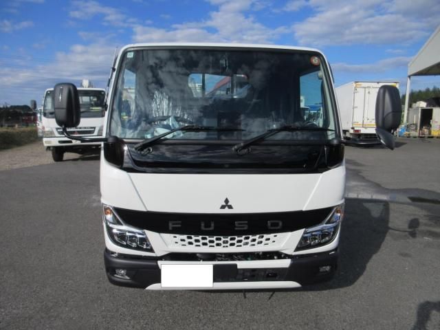 MITSUBISHI CANTER 2025 Image 31