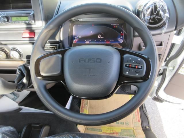 MITSUBISHI CANTER 2025 Image 31