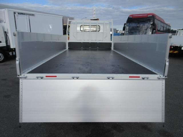 MITSUBISHI CANTER 2025 Image 31