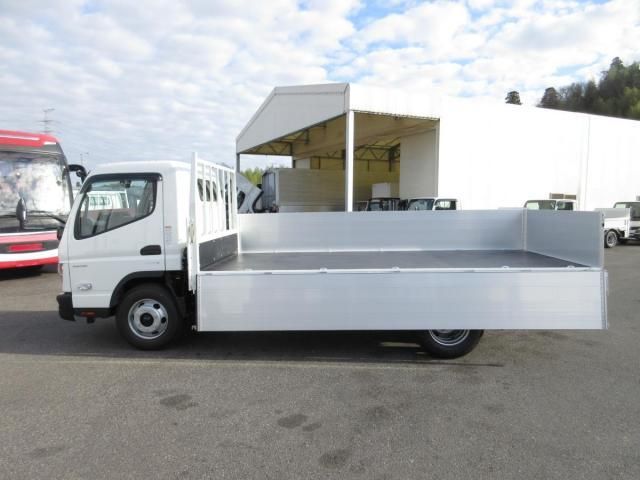 MITSUBISHI CANTER 2025 Image 31