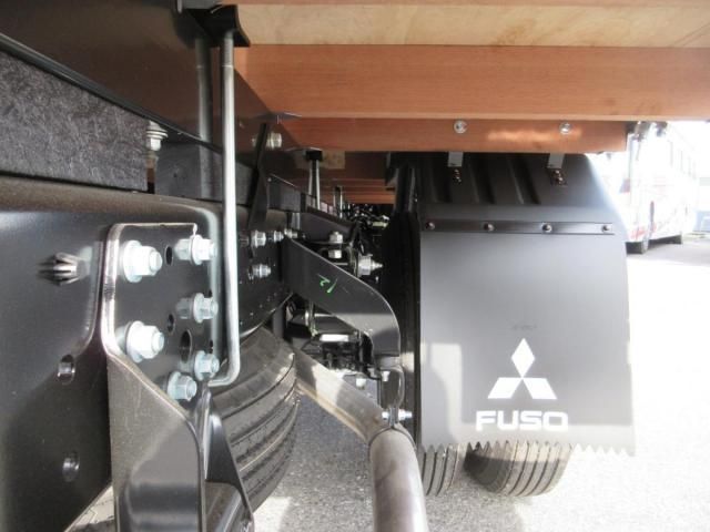 MITSUBISHI CANTER 2025 Image 31