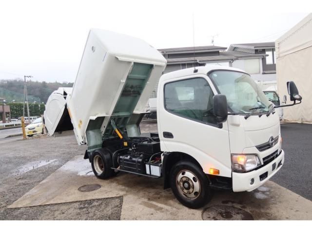 HINO DUTRO 2017 Image 31