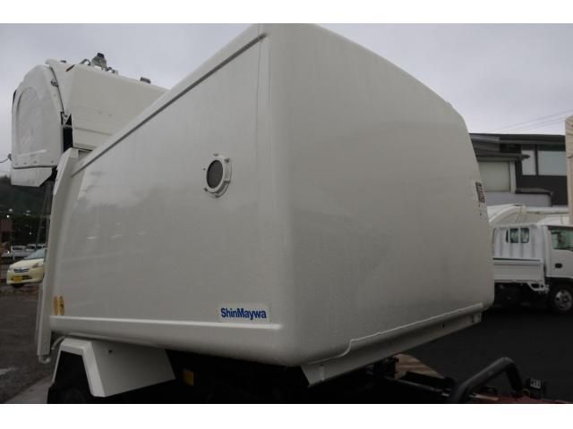 HINO DUTRO 2017 Image 31