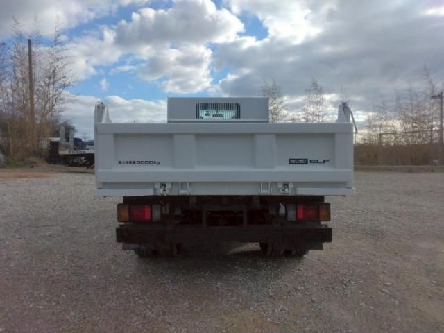 ISUZU ELF 2012 Image 31