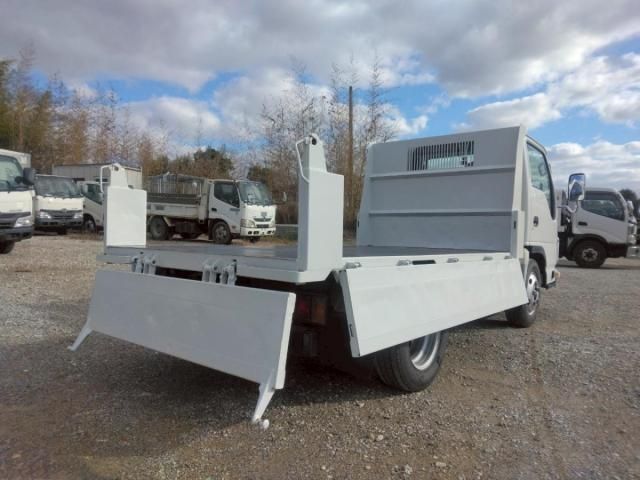 ISUZU ELF 2012 Image 31