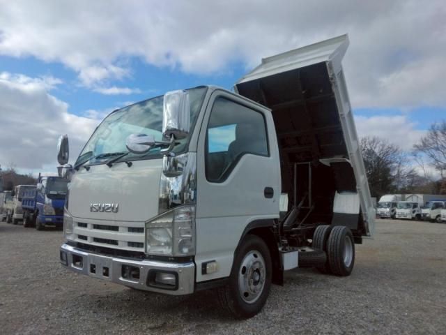 ISUZU ELF 2012 Image 31
