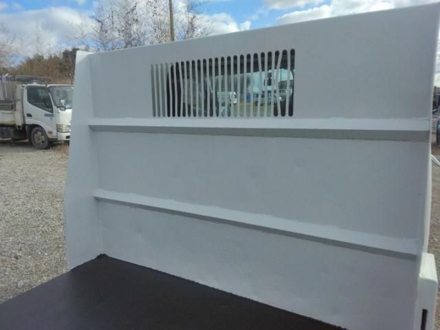 ISUZU ELF 2012 Image 31