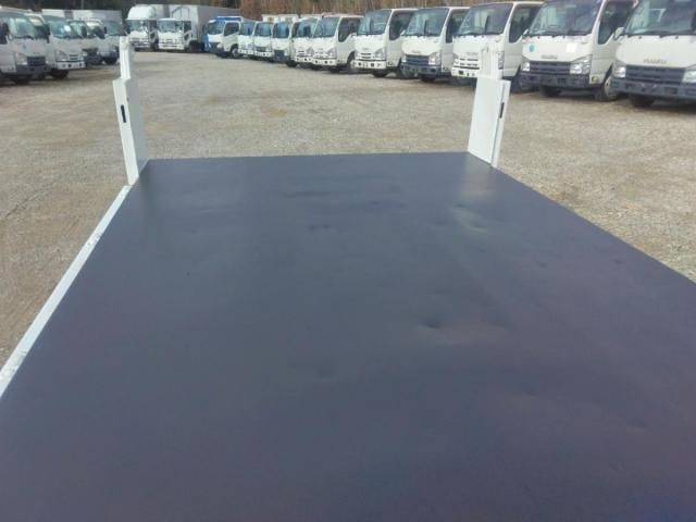 ISUZU ELF 2012 Image 31