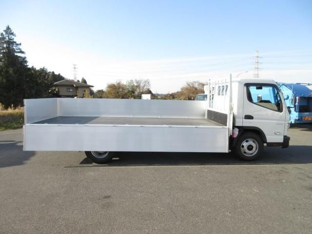 MITSUBISHI CANTER 2025 Image 31