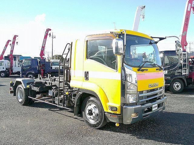 ISUZU FORWARD 2014 Image 31