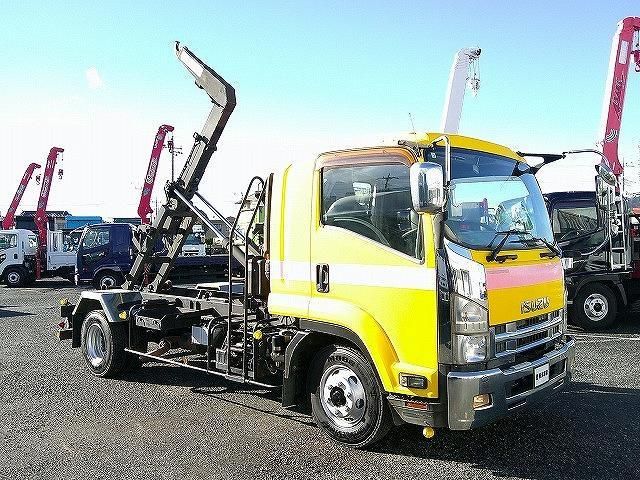 ISUZU FORWARD 2014 Image 31