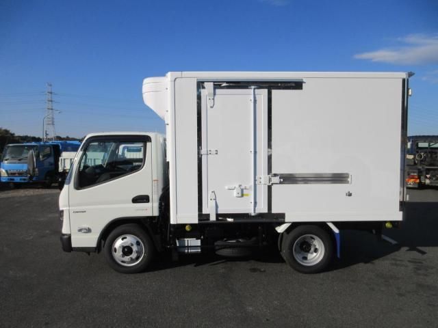 MITSUBISHI CANTER 2025 Image 31