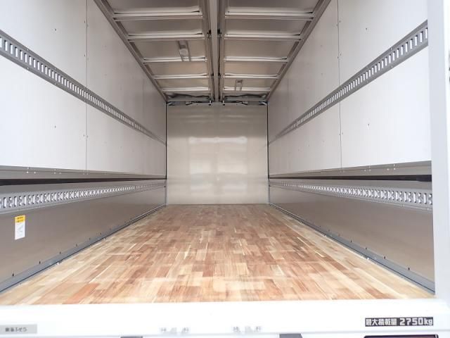 MITSUBISHI CANTER 2025 Image 31