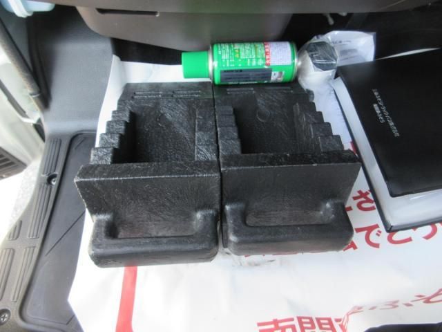 MITSUBISHI CANTER 2025 Image 31