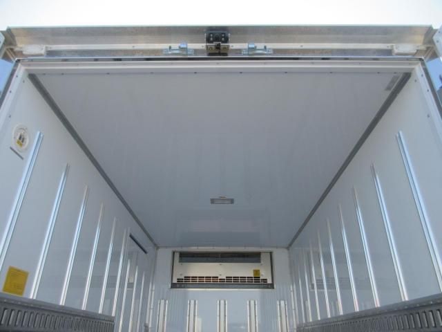 MITSUBISHI CANTER 2025 Image 31