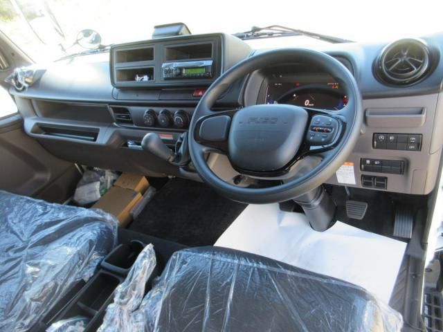 MITSUBISHI CANTER 2025 Image 31