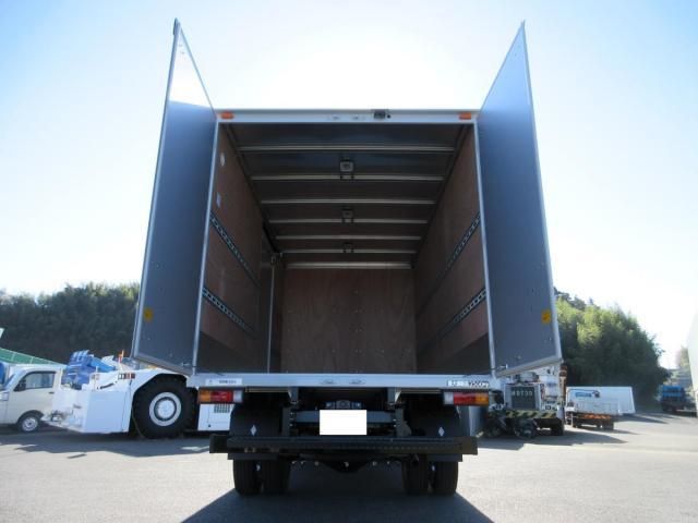 MITSUBISHI CANTER 2025 Image 31