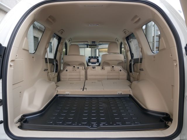 TOYOTA LANDCRUISER PRADO 2018 Image 31