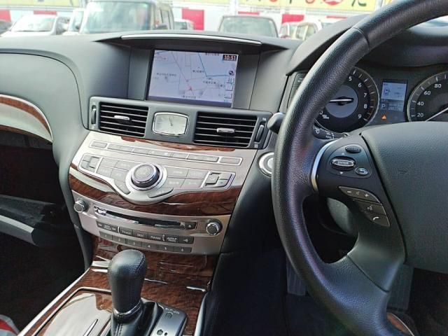 NISSAN FUGA 2017 Image 31