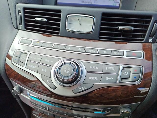 NISSAN FUGA 2017 Image 31