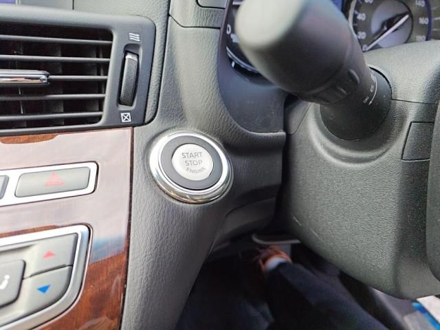 NISSAN FUGA 2017 Image 31