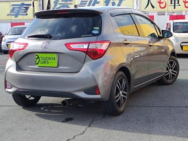 TOYOTA VITZ 2017 Image 31