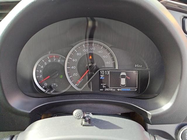 TOYOTA VITZ 2017 Image 31